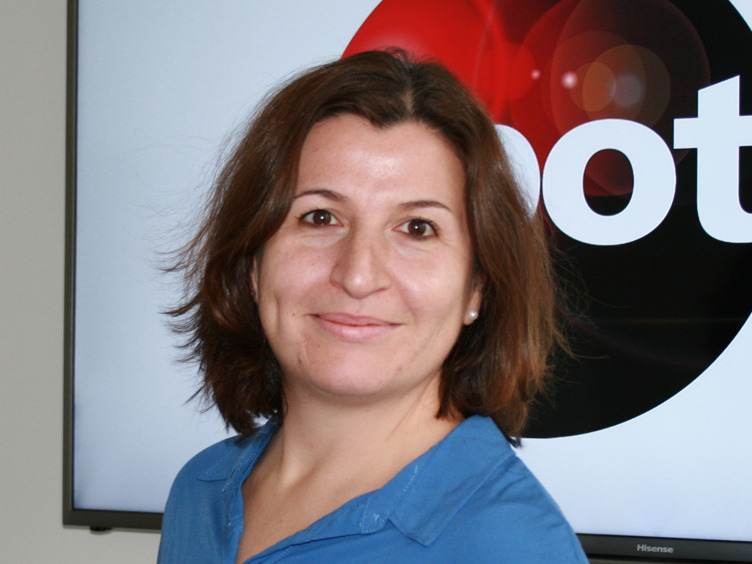 Ivona Obradovic, Chefredakteurin spot on news